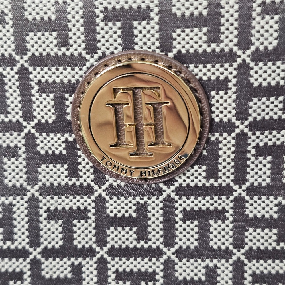 Tommy Hilfiger Hobo Bag Shoulder Purse Monogram Brown Tassel Logo Canvas Medium - Picture 4 of 16